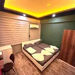 Yakamoz Apartamento Antália